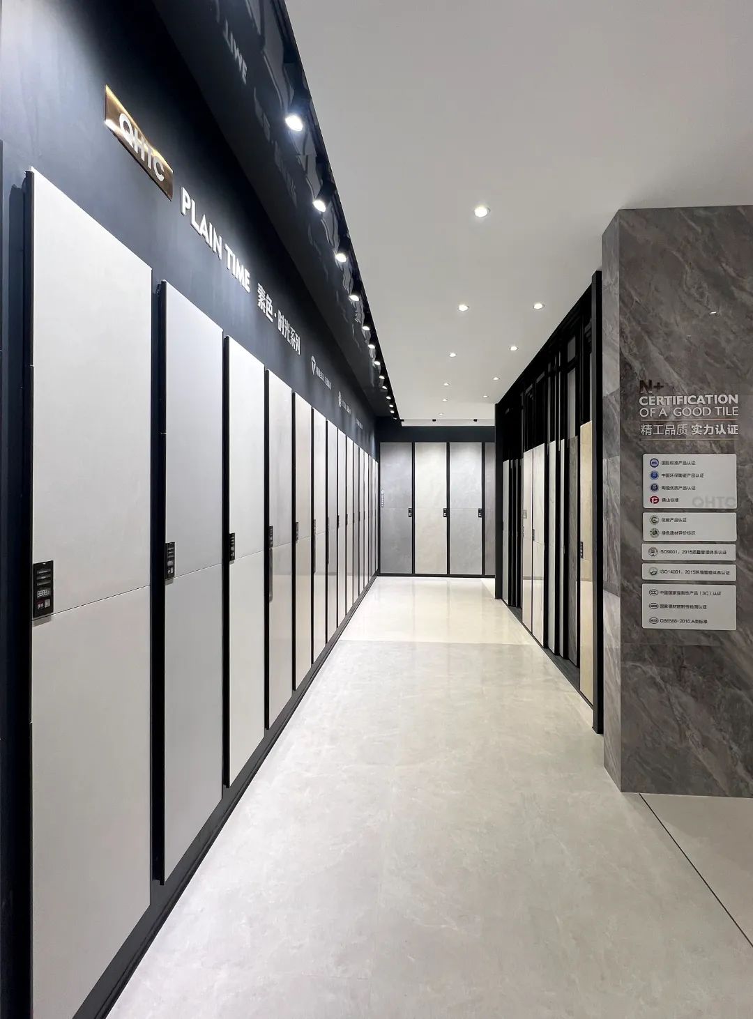 終端風采 | 強輝東陽旗艦店，現代時尚，以素色致敬生活(圖7)