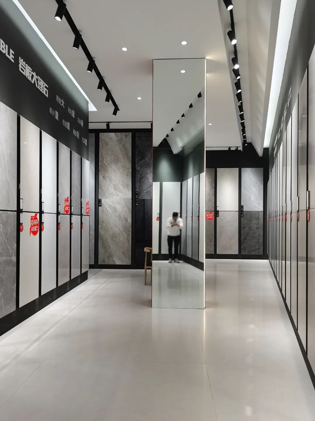 終端風采 | 強輝淮南旗艦店，中性格調(diào)，以藝術裝點設計(圖12)